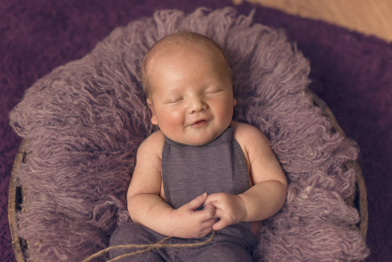 Cork newborn photographer home sessions