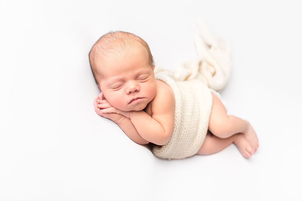 Hannah 11 days new | Newborn Photography Clonmel Tipperary Ireland Monika Grabowska