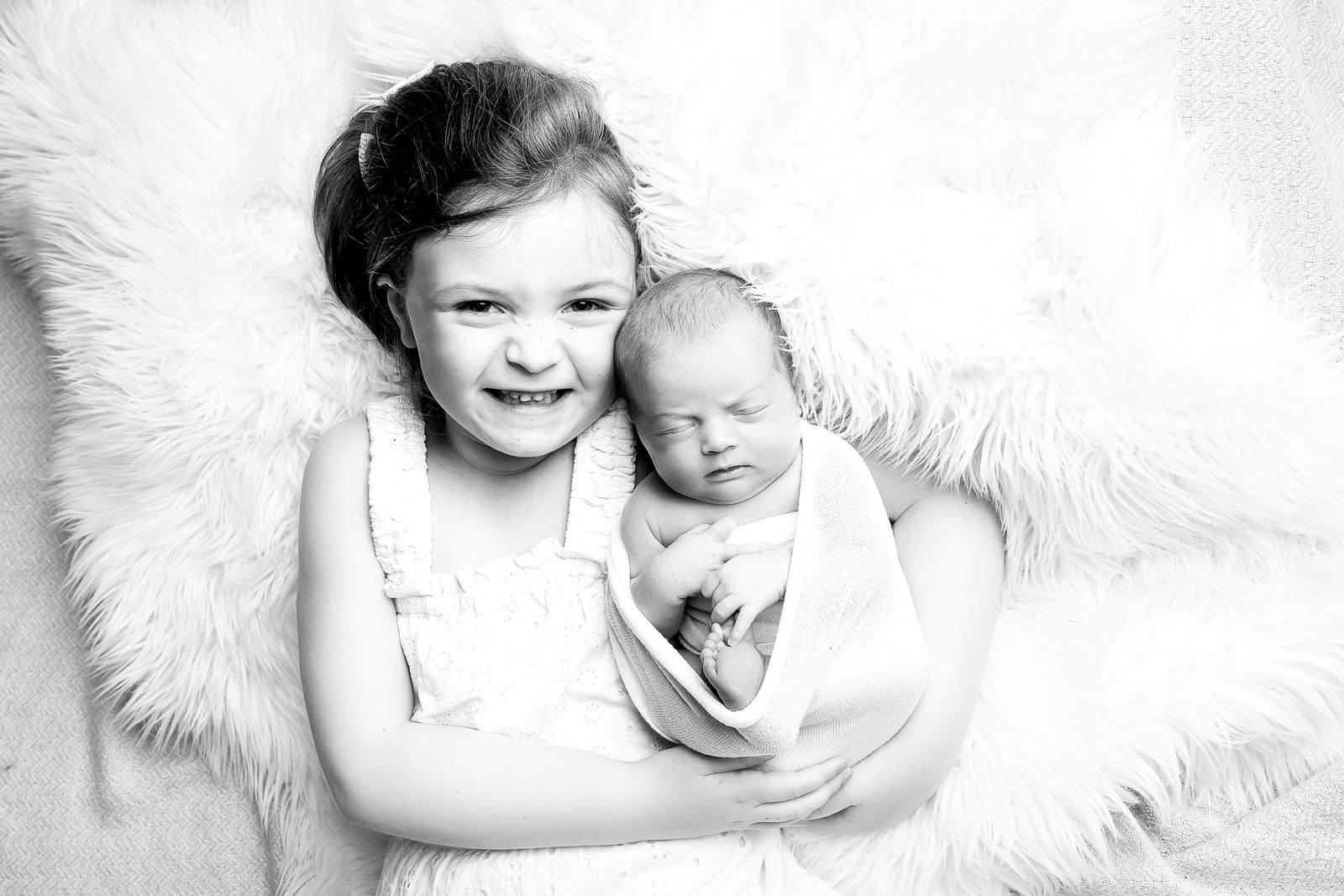 4-newborn-photography-Ireland-Tipperary-photographer-Clonmel-Dungarvan-Waterford-Kilkenny-children-pictures- family-portrait-studio-MONIKA GRABOWSKA